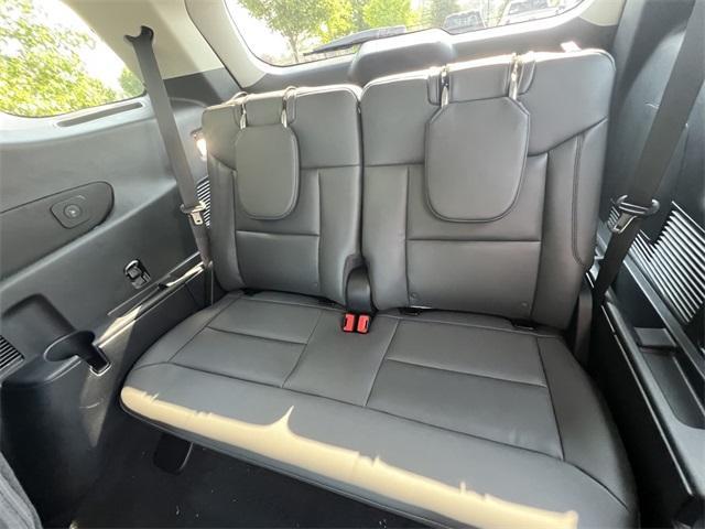 new 2025 Ford Explorer car
