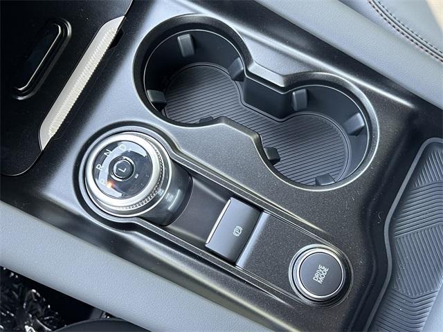 new 2025 Ford Explorer car