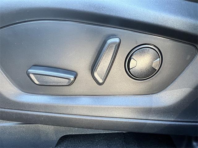 new 2025 Ford Explorer car