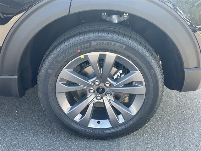 new 2025 Ford Explorer car