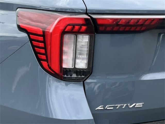 new 2025 Ford Explorer car