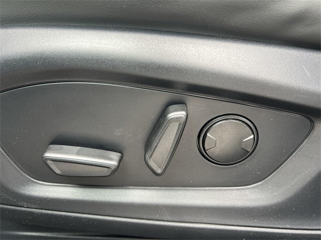 new 2025 Ford Explorer car