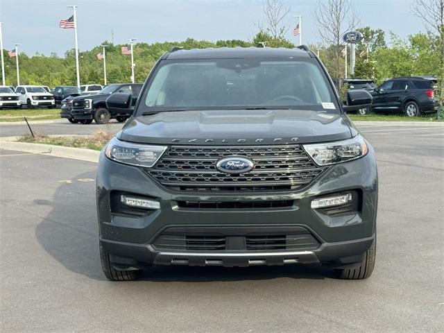 new 2024 Ford Explorer car, priced at $43,218