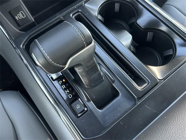 new 2025 Ford F-150 Lightning car