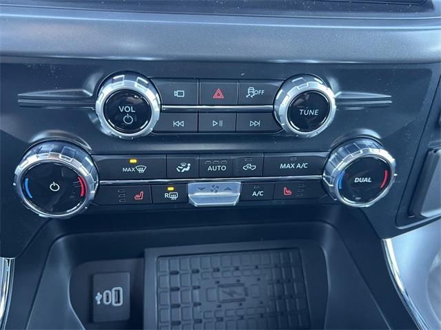 new 2025 Ford F-150 car