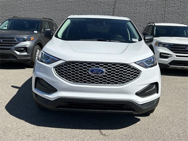 new 2024 Ford Edge car, priced at $33,754