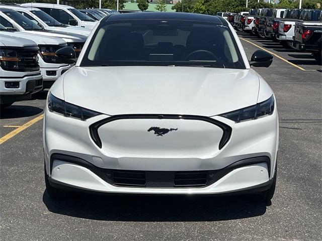 new 2025 Ford Mustang Mach-E car