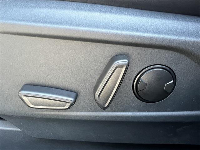 new 2025 Ford Mustang Mach-E car