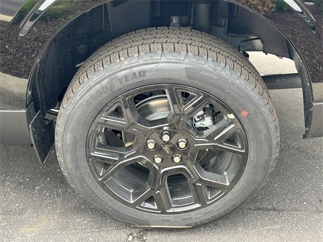 new 2025 Ford Maverick car