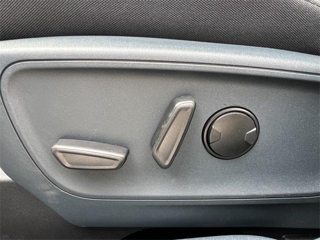 new 2025 Ford Maverick car