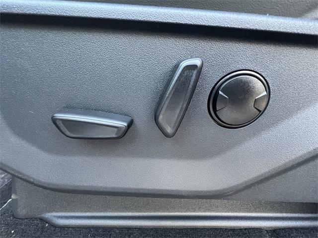 new 2025 Ford Expedition car, priced at $73,000