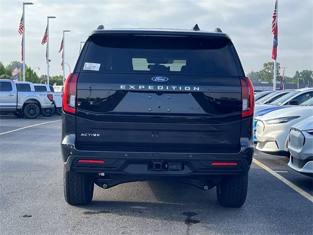 new 2025 Ford Expedition car, priced at $73,000