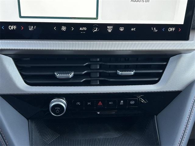 new 2025 Ford Explorer car
