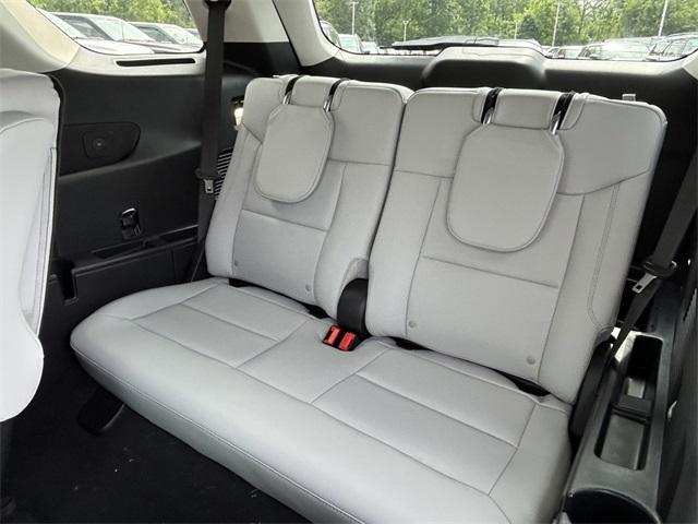 new 2025 Ford Explorer car