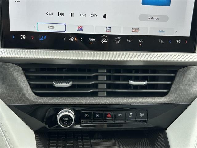 new 2025 Ford Explorer car