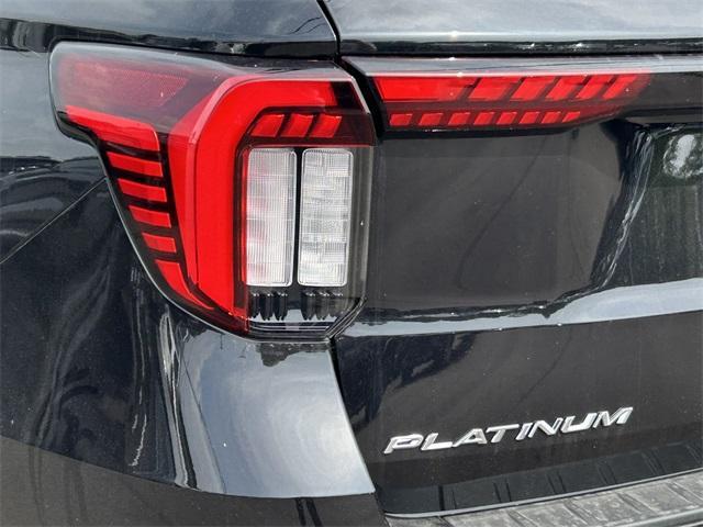 new 2025 Ford Explorer car