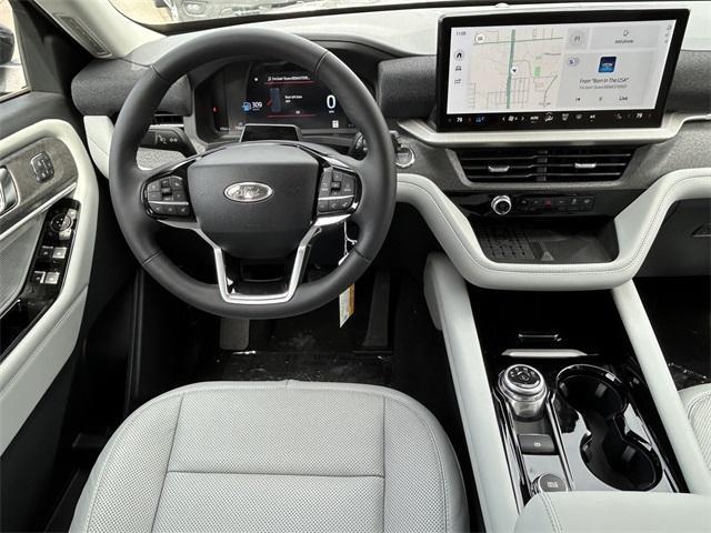 new 2025 Ford Explorer car