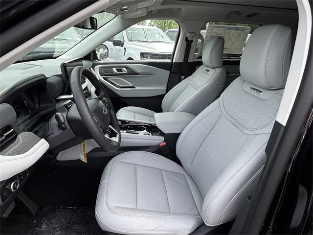 new 2025 Ford Explorer car