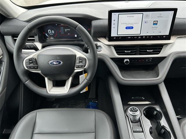new 2025 Ford Explorer car