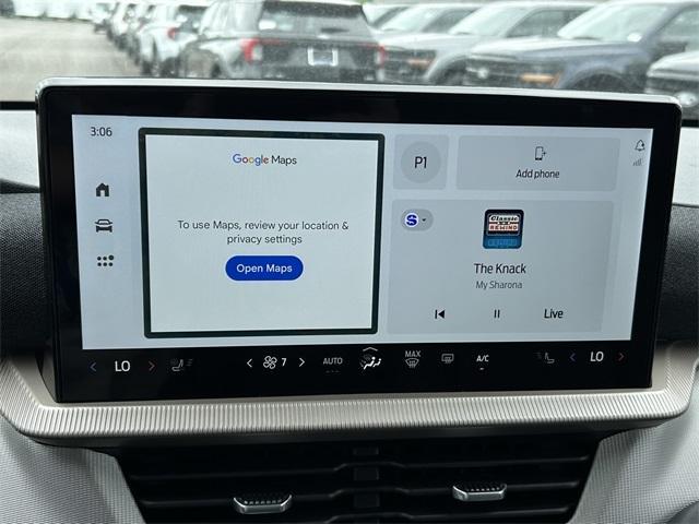 new 2025 Ford Explorer car