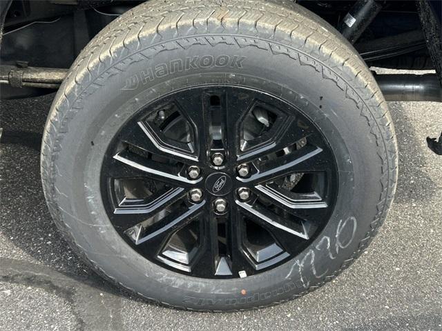 new 2025 Ford F-150 car
