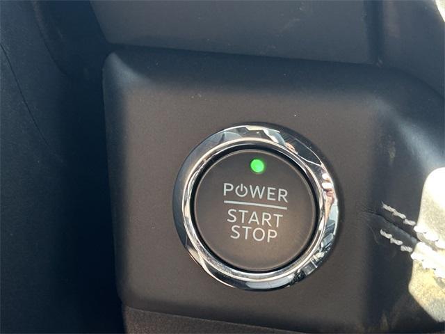 new 2025 Ford F-150 Lightning car
