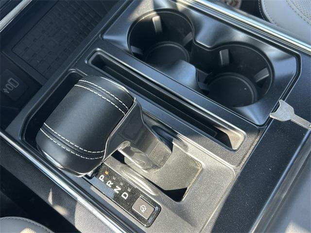 new 2025 Ford F-150 Lightning car