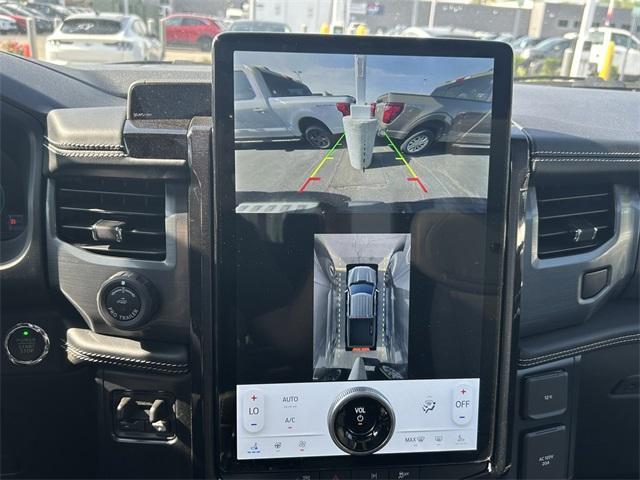 new 2025 Ford F-150 Lightning car