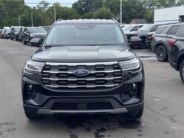 new 2025 Ford Explorer car