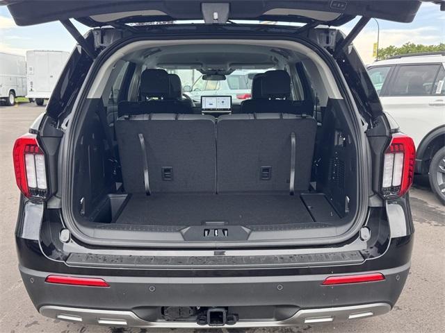 new 2025 Ford Explorer car