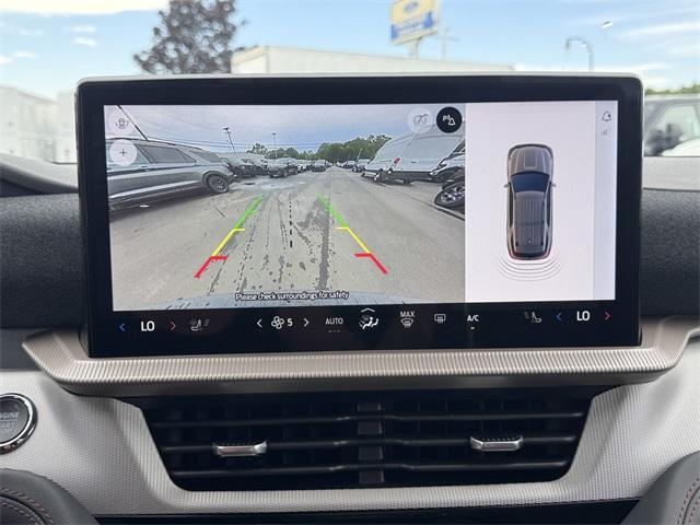 new 2025 Ford Explorer car