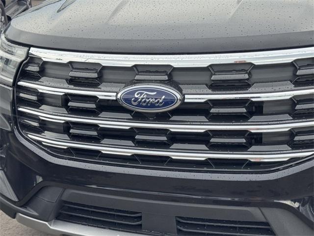 new 2025 Ford Explorer car