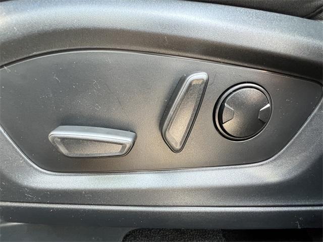 new 2025 Ford Explorer car