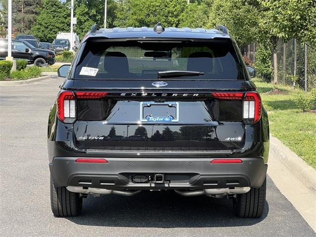 new 2025 Ford Explorer car