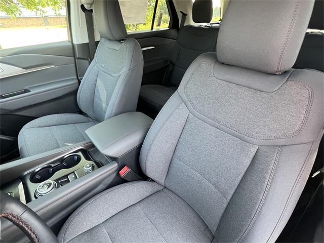 new 2025 Ford Explorer car