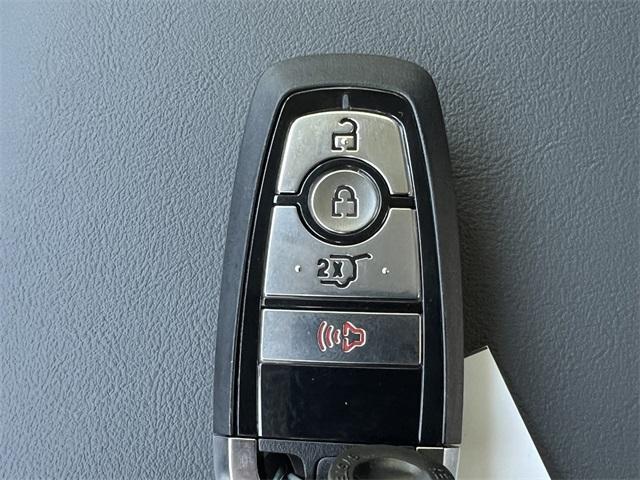 new 2025 Ford Explorer car