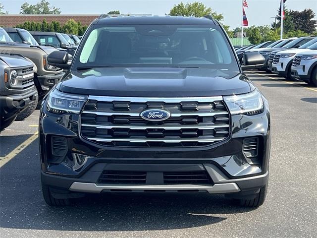 new 2025 Ford Explorer car