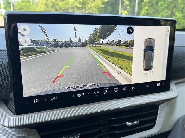 new 2025 Ford Explorer car