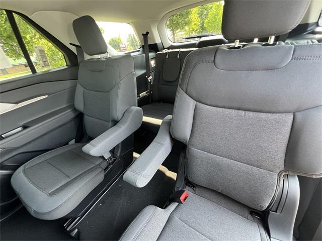 new 2025 Ford Explorer car