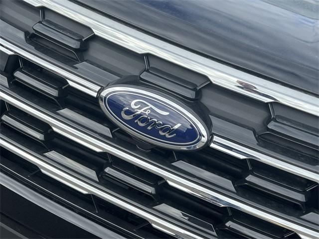 new 2025 Ford Explorer car