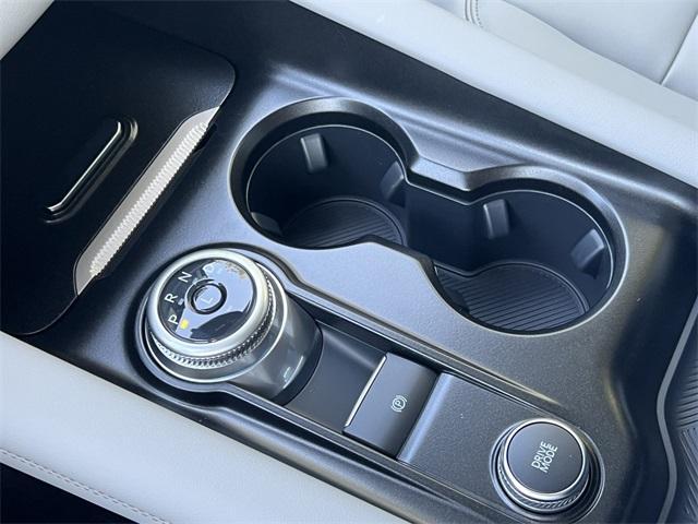 new 2025 Ford Explorer car