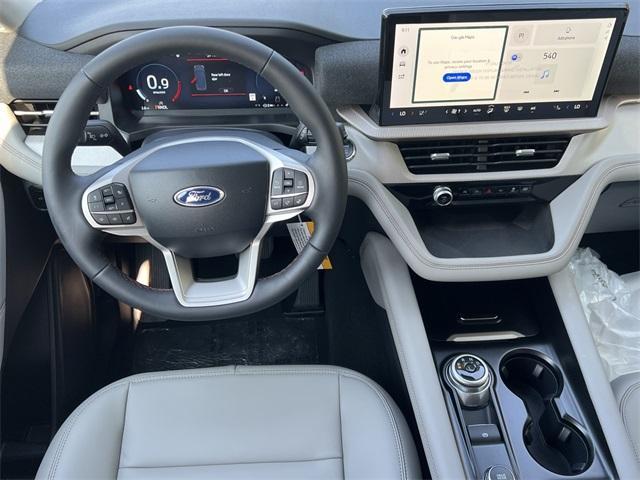 new 2025 Ford Explorer car
