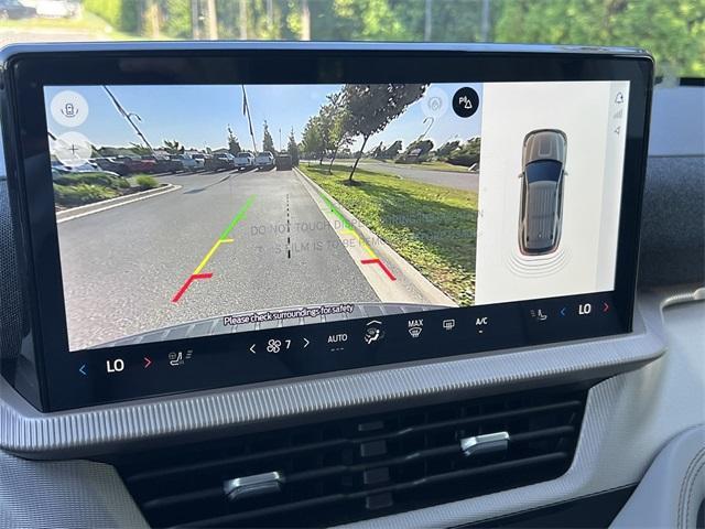 new 2025 Ford Explorer car
