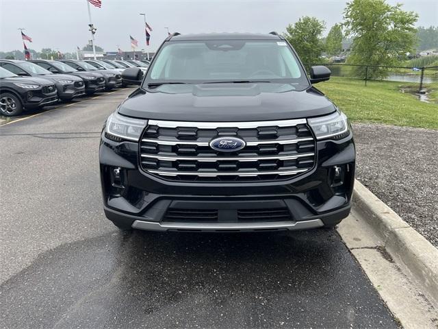 new 2025 Ford Explorer car