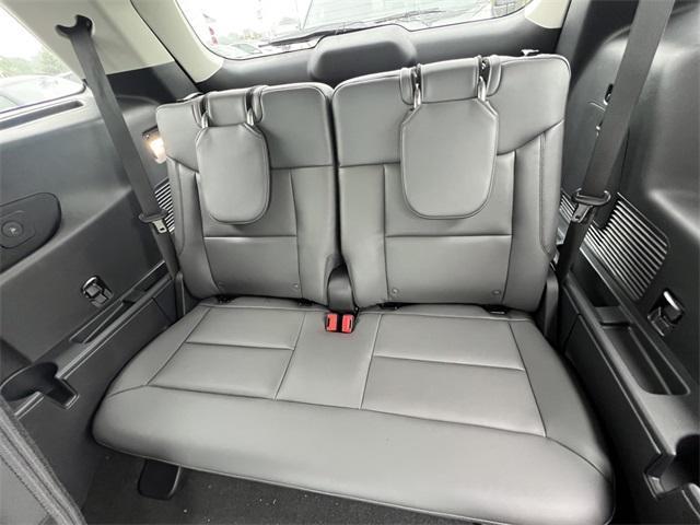 new 2025 Ford Explorer car