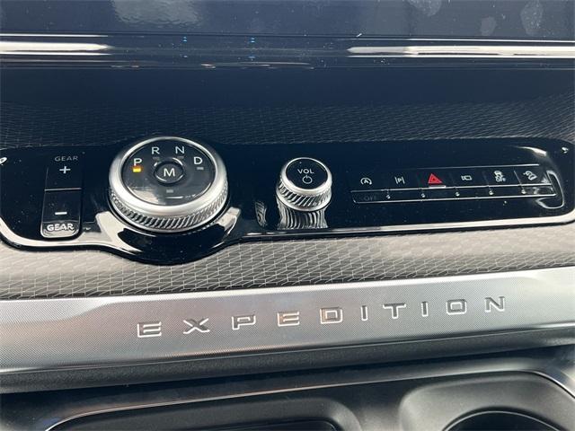 new 2025 Ford Expedition car