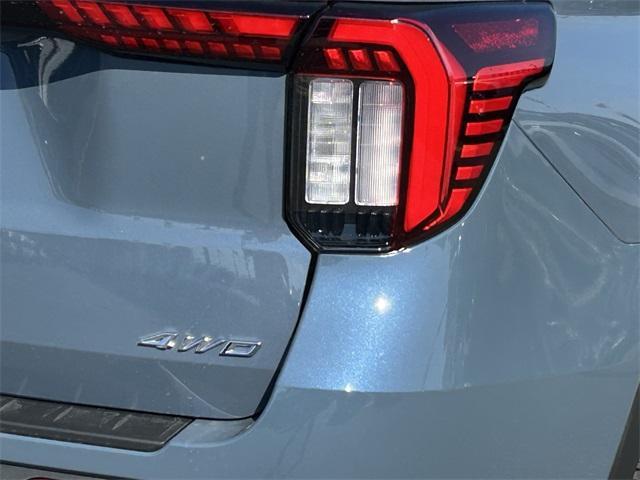 new 2025 Ford Explorer car