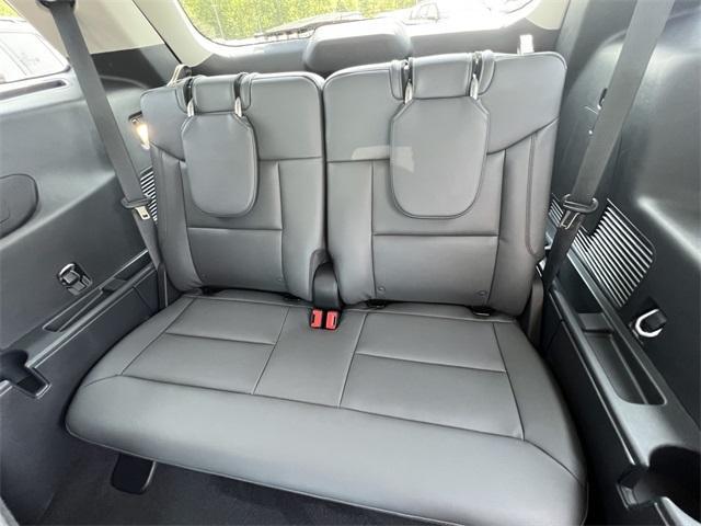 new 2025 Ford Explorer car