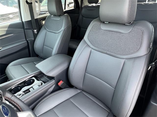 new 2025 Ford Explorer car