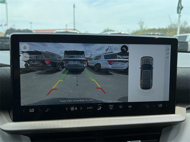 new 2025 Ford Explorer car
